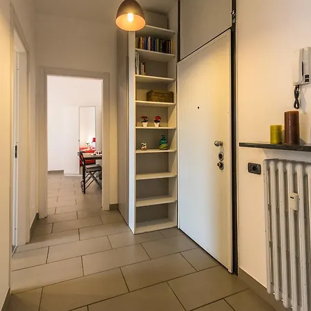 Lapacano Art Galery Guest house