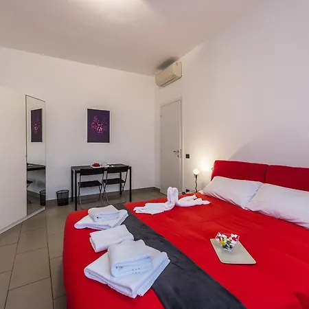 Lapacano Art Galery Guest house
